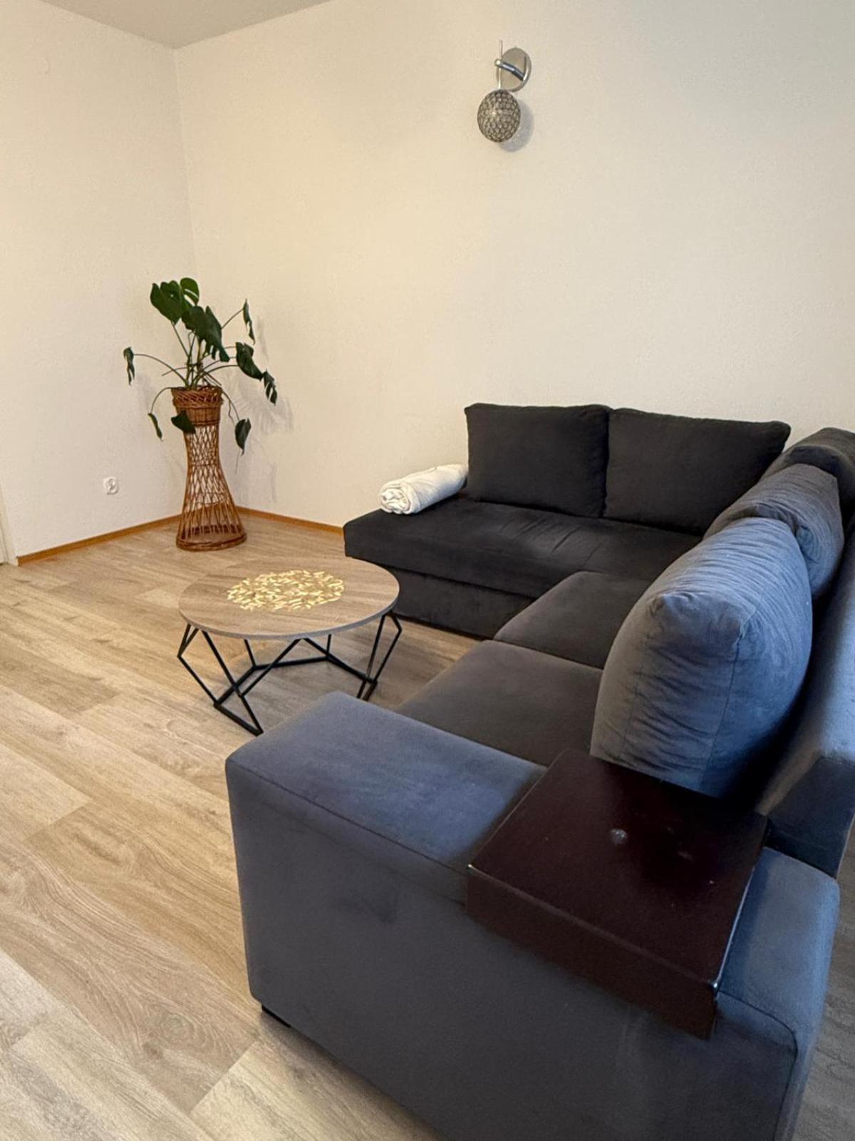 Family Apartment Przemyśl Exteriör bild